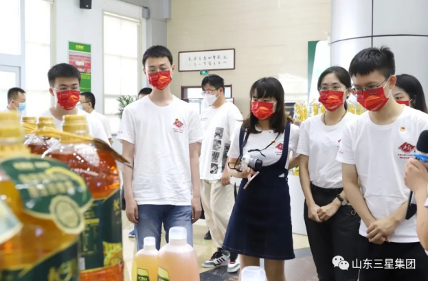 北京大学“力行计划”研究生实践团来蘑菇视频
参观调研