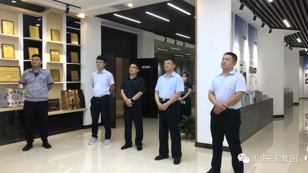 省科技厅调研组来蘑菇视频
调研