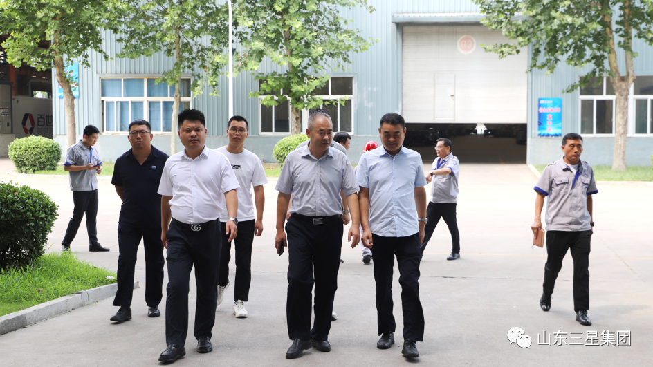 吉利新能源商用车集团领导一行来蘑菇视频
参观考察